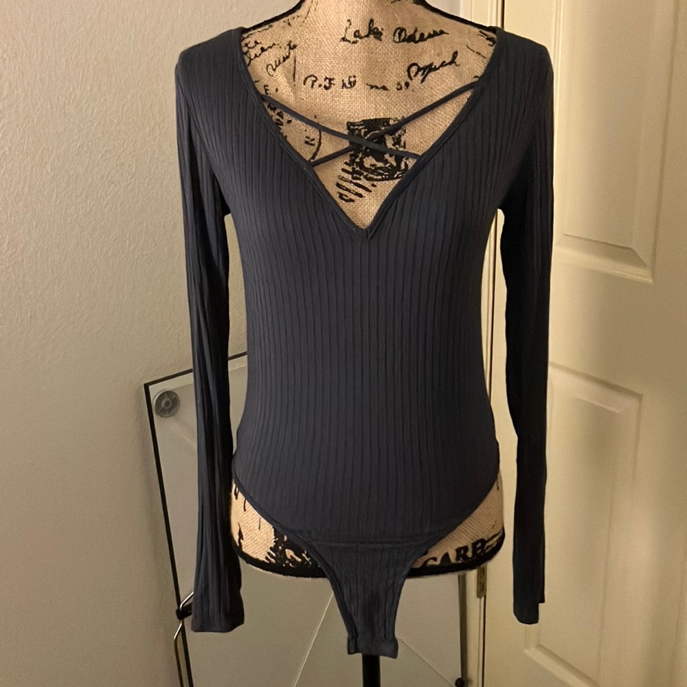 Wet seal sexy long sleeve bodysuit cut out strappy chest large L